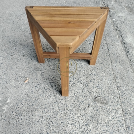 Bàn trẻ em mẫu 8
