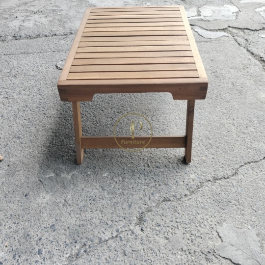 Bàn trẻ em mẫu 3