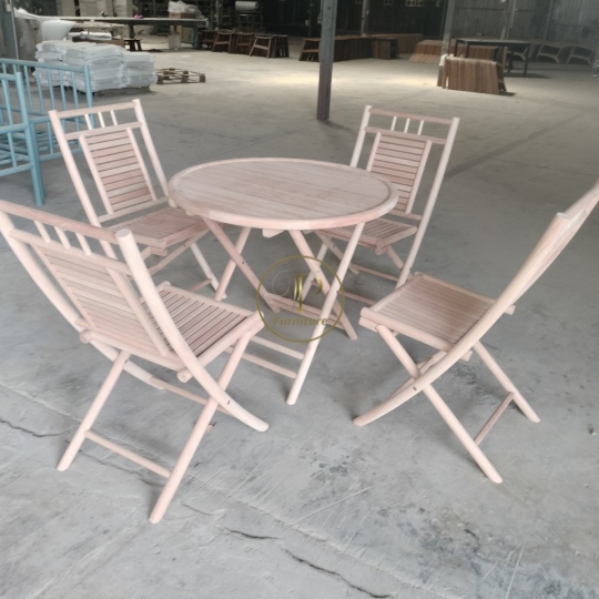 Bàn giả ngoại mẫu 2