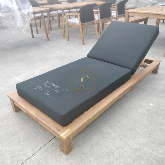 Giường tắm biển mẫu 2