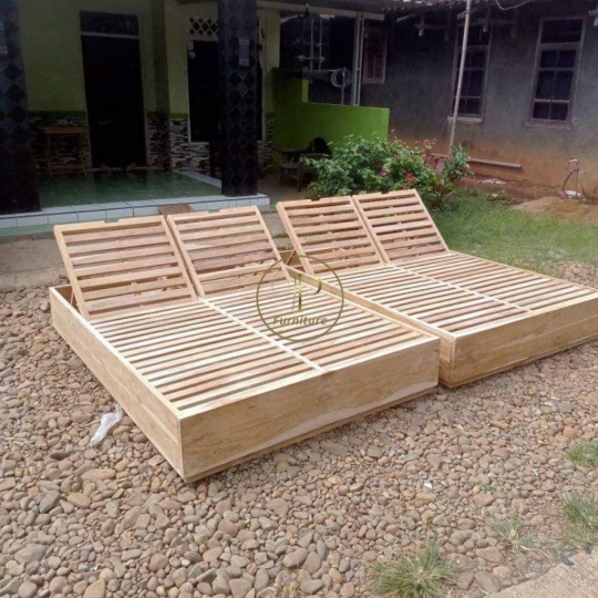 Giường tắm nắng mẫu 11
