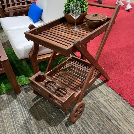 Xe đẩy rượu mẫu 1