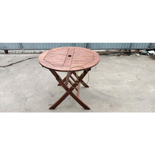 Bàn tròn mẫu 5